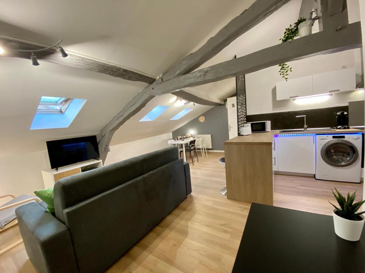 Très bel appartement climatisé situé à coté de la gare et centre ville Périgueux Exterior foto