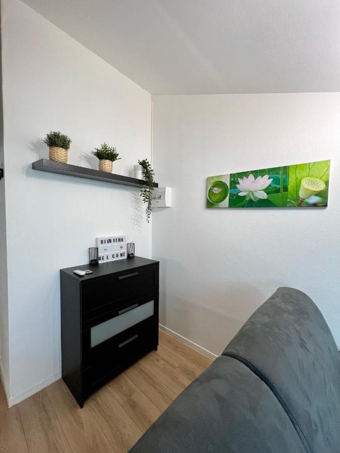 Très bel appartement climatisé situé à coté de la gare et centre ville Périgueux Exterior foto